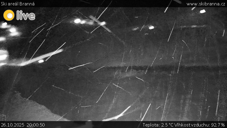 Ski areál Branná - Ski Branná - horní kamera - 26.10.2025 v 20:00 Ski areál Branná - Ski Branná - horní kamera - 26.10.2025 v 20:00