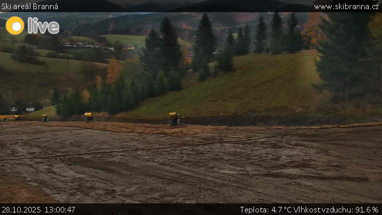 Ski areál Branná - Ski Branná - horní kamera - 28.10.2025 v 13:00 Ski areál Branná - Ski Branná - horní kamera - 28.10.2025 v 13:00