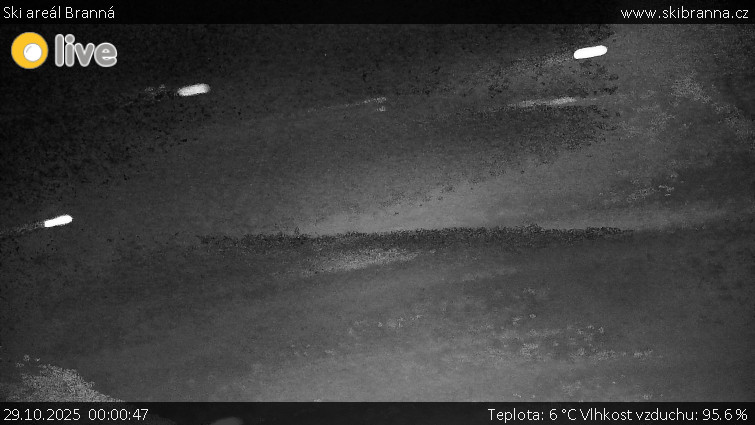 Ski areál Branná - Ski Branná - horní kamera - 29.10.2025 v 00:00 Ski areál Branná - Ski Branná - horní kamera - 29.10.2025 v 00:00