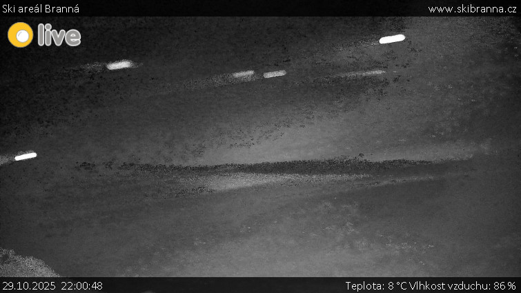 Ski areál Branná - Ski Branná - horní kamera - 29.10.2025 v 22:00 Ski areál Branná - Ski Branná - horní kamera - 29.10.2025 v 22:00