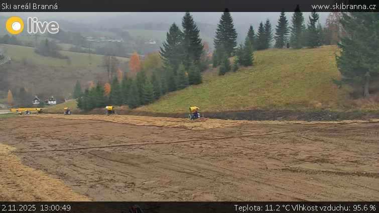 Ski areál Branná - Ski Branná - horní kamera - 2.11.2025 v 13:00 Ski areál Branná - Ski Branná - horní kamera - 2.11.2025 v 13:00