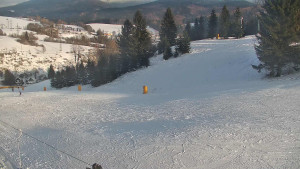 Ski areál Branná - Ski Branná - horní kamera - 7.1.2026 v 14:00 Ski areál Branná - Ski Branná - horní kamera - 7.1.2026 v 14:00