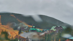 Panorama Jižní svahy, Hotel, Nástup