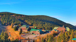 Panorama Jižní svahy, Hotel, Nástup