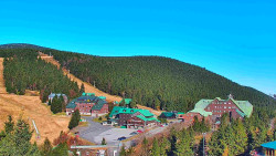 Panorama Jižní svahy, Hotel, Nástup