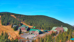 Panorama Jižní svahy, Hotel, Nástup
