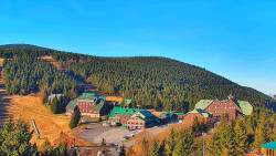 Panorama Jižní svahy, Hotel, Nástup