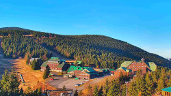 Panorama Jižní svahy, Hotel, Nástup