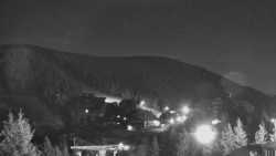 Panorama Jižní svahy, Hotel, Nástup