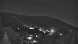 Panorama Jižní svahy, Hotel, Nástup