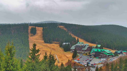 Panorama Jižní svahy, Hotel, Nástup