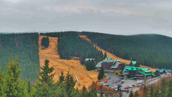 Panorama Jižní svahy, Hotel, Nástup