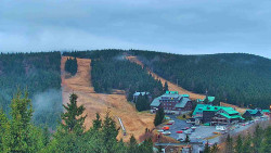 Panorama Jižní svahy, Hotel, Nástup