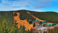 Panorama Jižní svahy, Hotel, Nástup