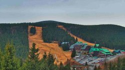 Panorama Jižní svahy, Hotel, Nástup