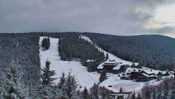 Panorama Jižní svahy, Hotel, Nástup