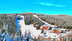 Panorama Jižní svahy, Hotel, Nástup