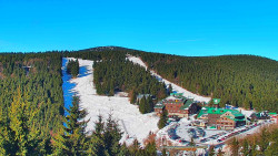 Panorama Jižní svahy, Hotel, Nástup