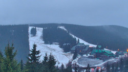 Panorama Jižní svahy, Hotel, Nástup