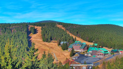 Panorama Jižní svahy, Hotel, Nástup