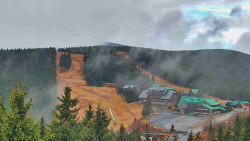 Panorama Jižní svahy, Hotel, Nástup