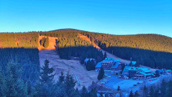 Panorama Jižní svahy, Hotel, Nástup