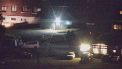 Panorama Jižní svahy, Hotel, Nástup