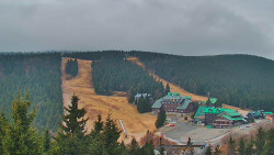 Panorama Jižní svahy, Hotel, Nástup