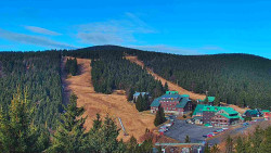Panorama Jižní svahy, Hotel, Nástup