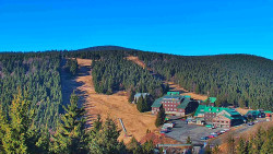 Panorama Jižní svahy, Hotel, Nástup