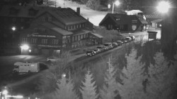 Panorama Jižní svahy, Hotel, Nástup