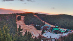 Panorama Jižní svahy, Hotel, Nástup