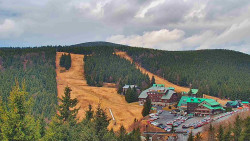 Panorama Jižní svahy, Hotel, Nástup