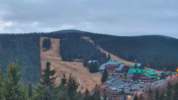 Panorama Jižní svahy, Hotel, Nástup