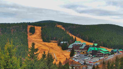 Panorama Jižní svahy, Hotel, Nástup