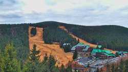 Panorama Jižní svahy, Hotel, Nástup