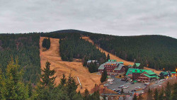 Panorama Jižní svahy, Hotel, Nástup