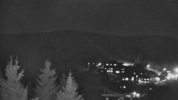 Panorama Jižní svahy, Hotel, Nástup