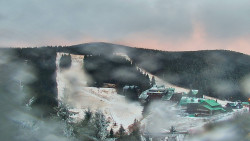 Panorama Jižní svahy, Hotel, Nástup