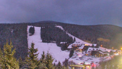 Panorama Jižní svahy, Hotel, Nástup