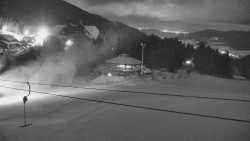 Panorama Jižní svahy, Hotel, Nástup