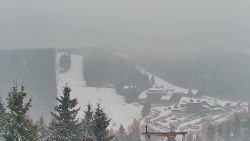 Panorama Jižní svahy, Hotel, Nástup