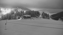 Panorama Jižní svahy, Hotel, Nástup