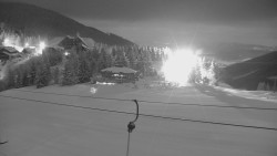 Panorama Jižní svahy, Hotel, Nástup