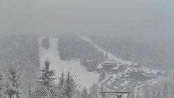 Panorama Jižní svahy, Hotel, Nástup