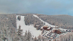 Panorama Jižní svahy, Hotel, Nástup