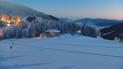 Panorama Jižní svahy, Hotel, Nástup