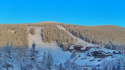 Panorama Jižní svahy, Hotel, Nástup