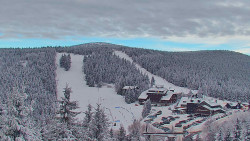 Panorama Jižní svahy, Hotel, Nástup