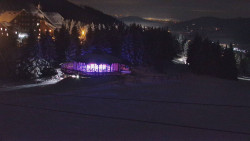 Panorama Jižní svahy, Hotel, Nástup